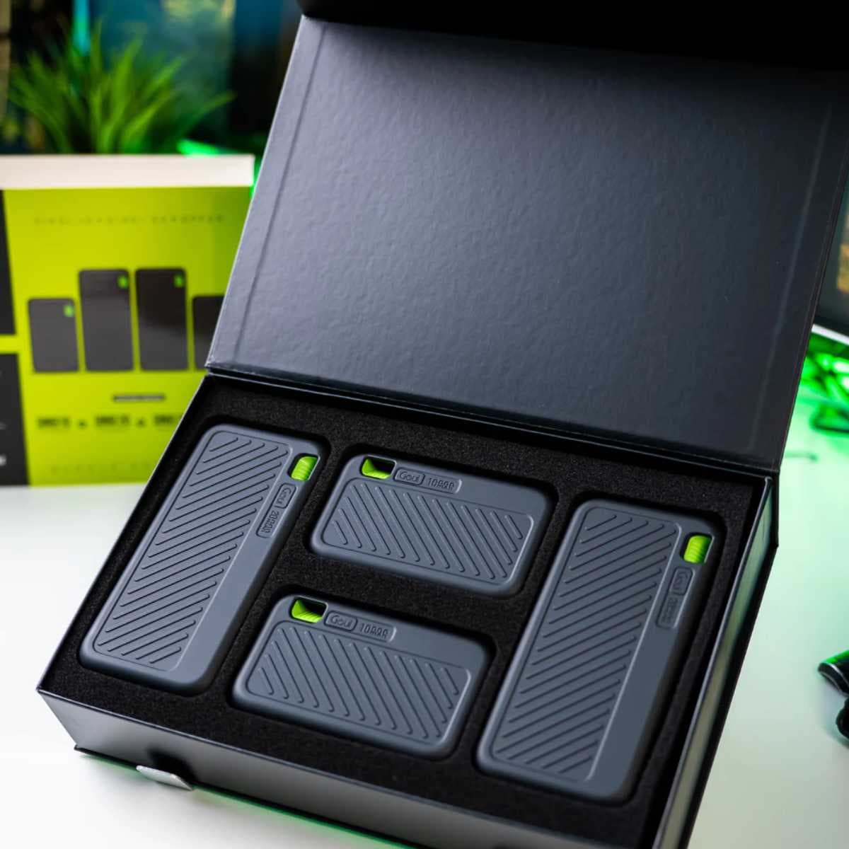 Goui Pack de 4 Power Banks Singi – 2×10000mAh + 2×20000mAh Alternate