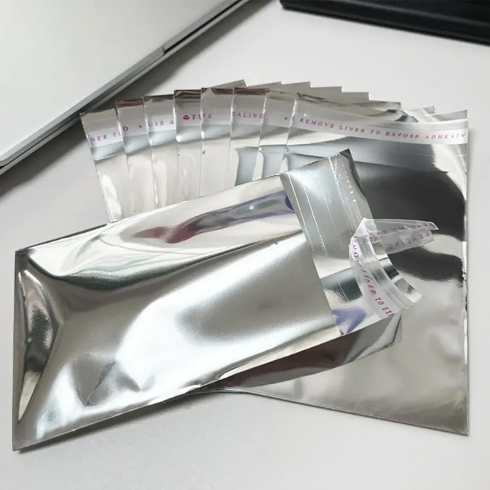 Lot de 200 sachets cadeaux auto-adhésifs en aluminium argenté, 7x9 cm - Image 2