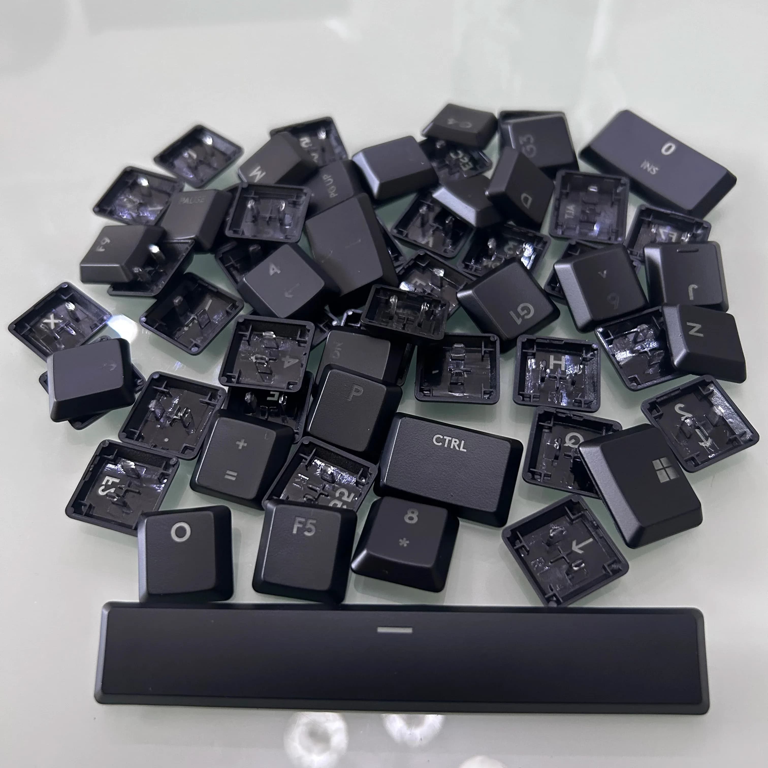 Touches de rechange en ABS transparent pour Logitech G815, G913, G915 et TKL (Dispositions US, UK, DE ISO) - Image 1