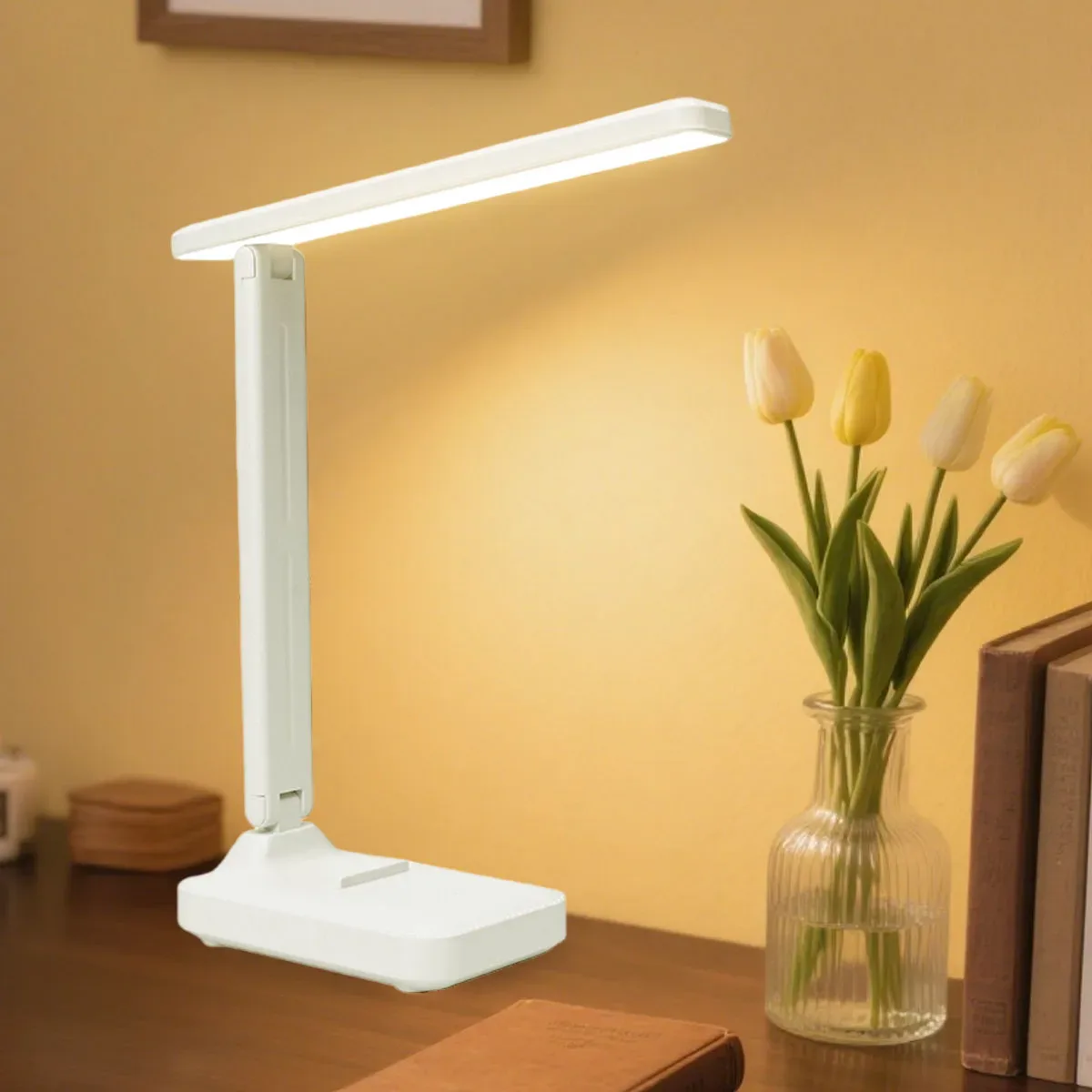 Lampe de bureau LED tactile pliable avec protection oculaire et intensité réglable - Image 6