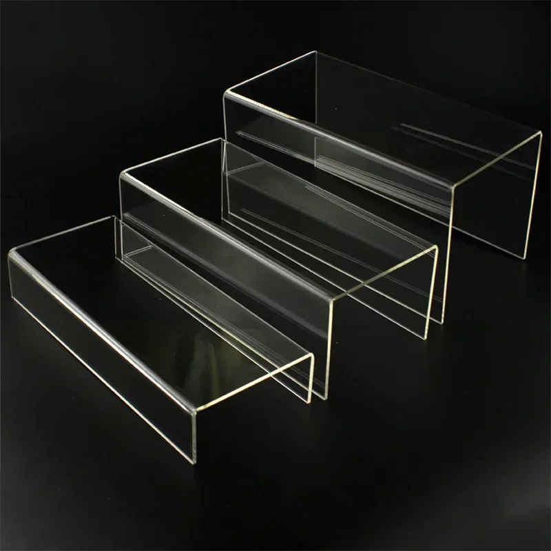 Présentoir en acrylique transparent pour figurines et objets de collection