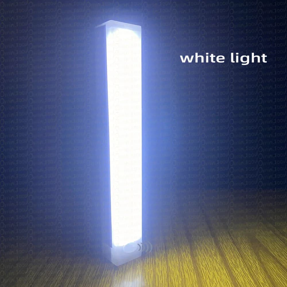 Réglette LED Rechargeable à Détecteur de Mouvement et Fixation Magnétique slide 7