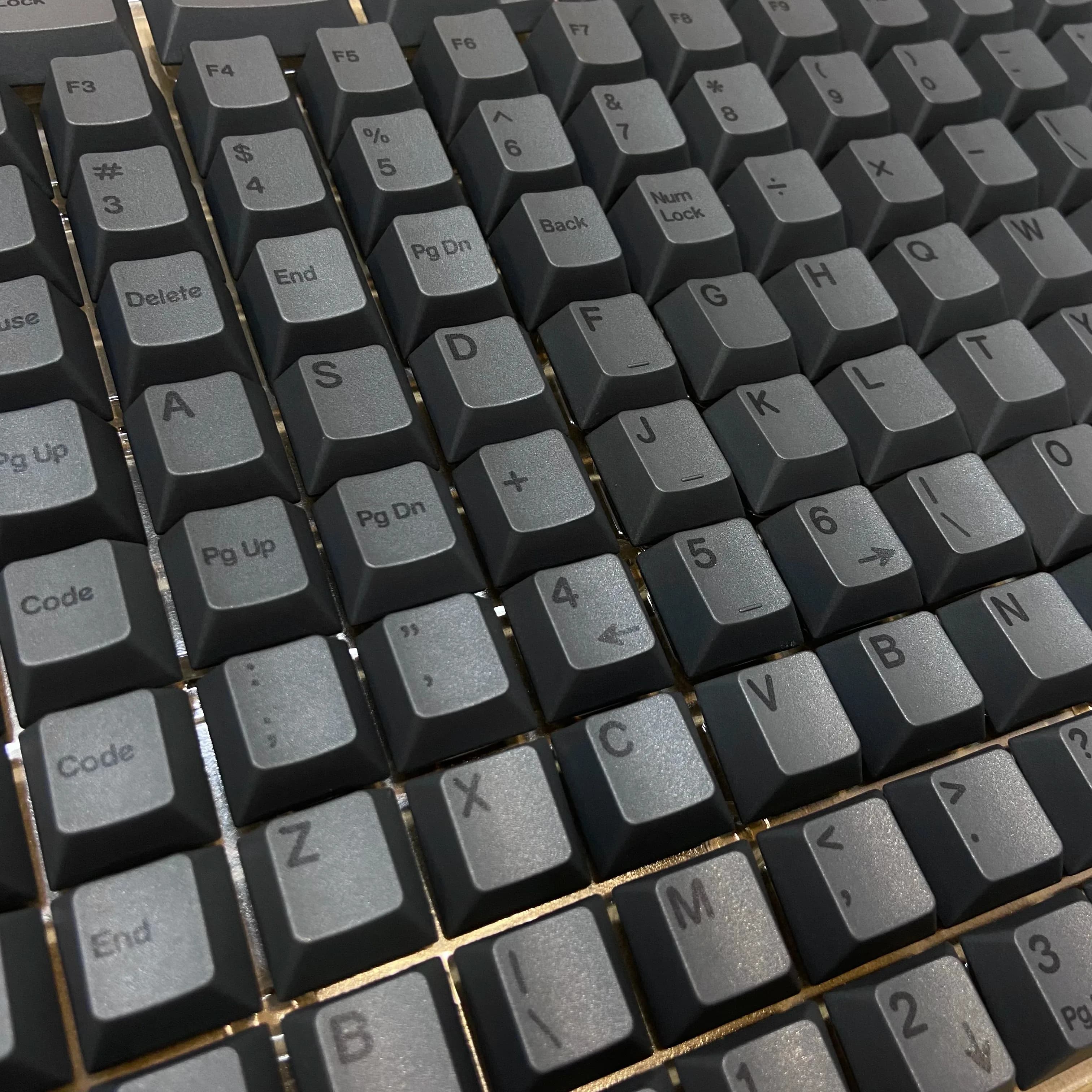 Keebox Shenpo Black on Black (BoB) - Set de touches PBT Profil Cherry - Dye-Sub slide 8