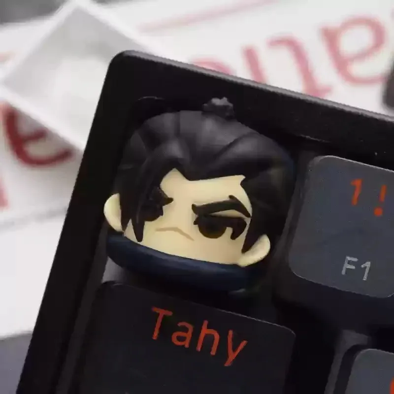 Touche de clavier artisanale en résine - Thème La Fille du Vide slide 10