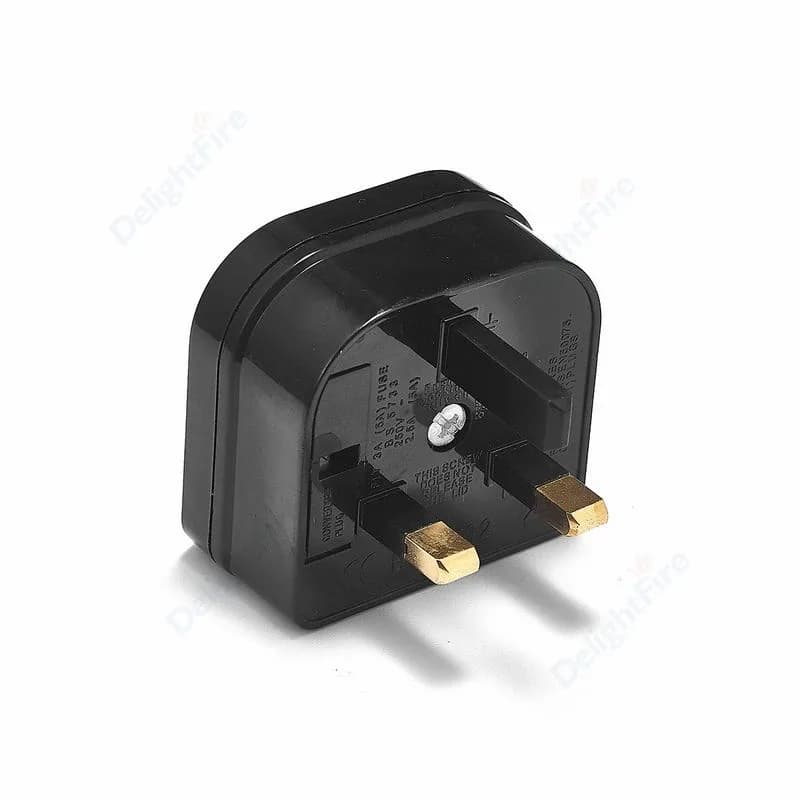 Adaptateur de voyage Europe vers Royaume-Uni avec fusible 5A - Image 2