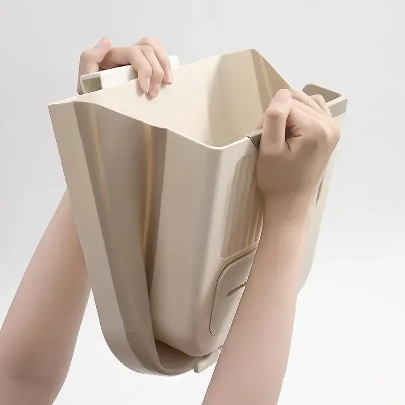 Poubelle de cuisine pliable et suspendue pour camping-car slide 3