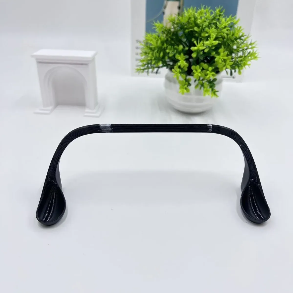 Support de bureau universel pour manette de jeu - Impression 3D slide 7