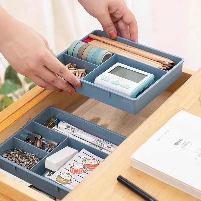 Organisateur de Rangement Empilable Multi-Compartiments pour Bureau et Maquillage - Image 1