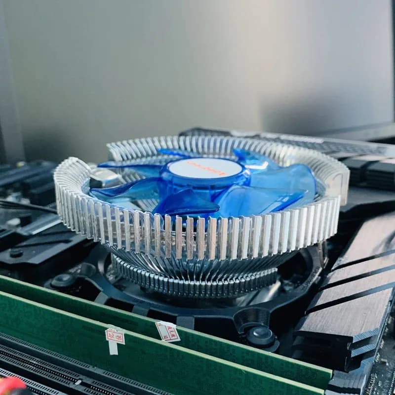 Ventirad CPU à Air avec LED Bleue - 3 Broches - Compatible Intel LGA 1150/1151/1155/1156/1200/1366/1700/X99 & AMD AM3/AM4/AM5 - Image 5