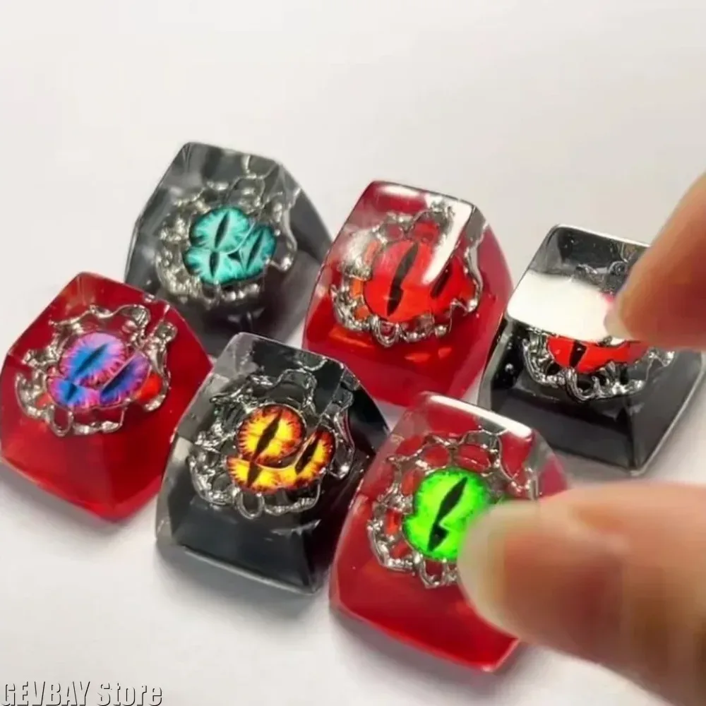 Touche Artisan en résine « Mauvais œil » pour clavier mécanique - Image 1