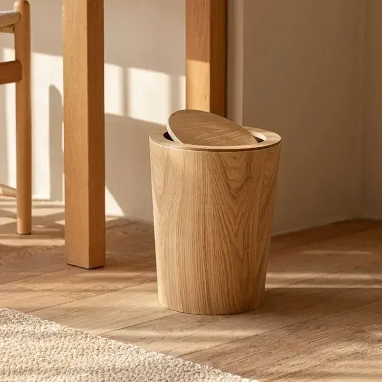 Poubelle minimaliste en bois avec couvercle basculant slide 4