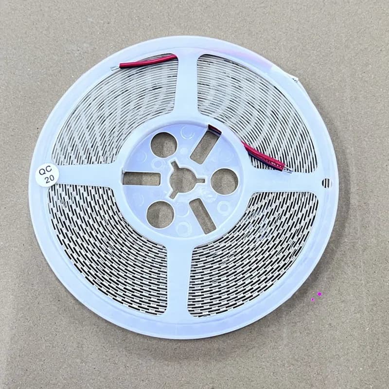 Ruban LED 2835 24V 10m 120 LED/m IP20 8mm - Plusieurs couleurs au choix - Image 6