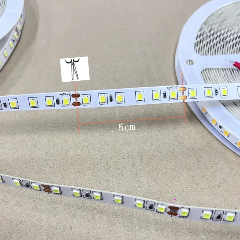 Ruban LED 2835 24V 10m 120 LED/m IP20 8mm - Plusieurs couleurs au choix - Image 4