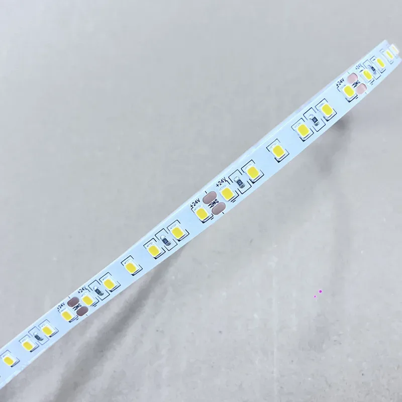 Ruban LED 2835 24V 10m 120 LED/m IP20 8mm - Plusieurs couleurs au choix - Image 2