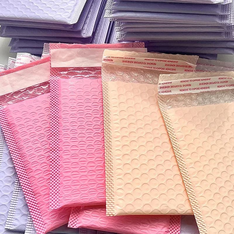 Enveloppes à bulles colorées matelassées auto-adhésives slide 4