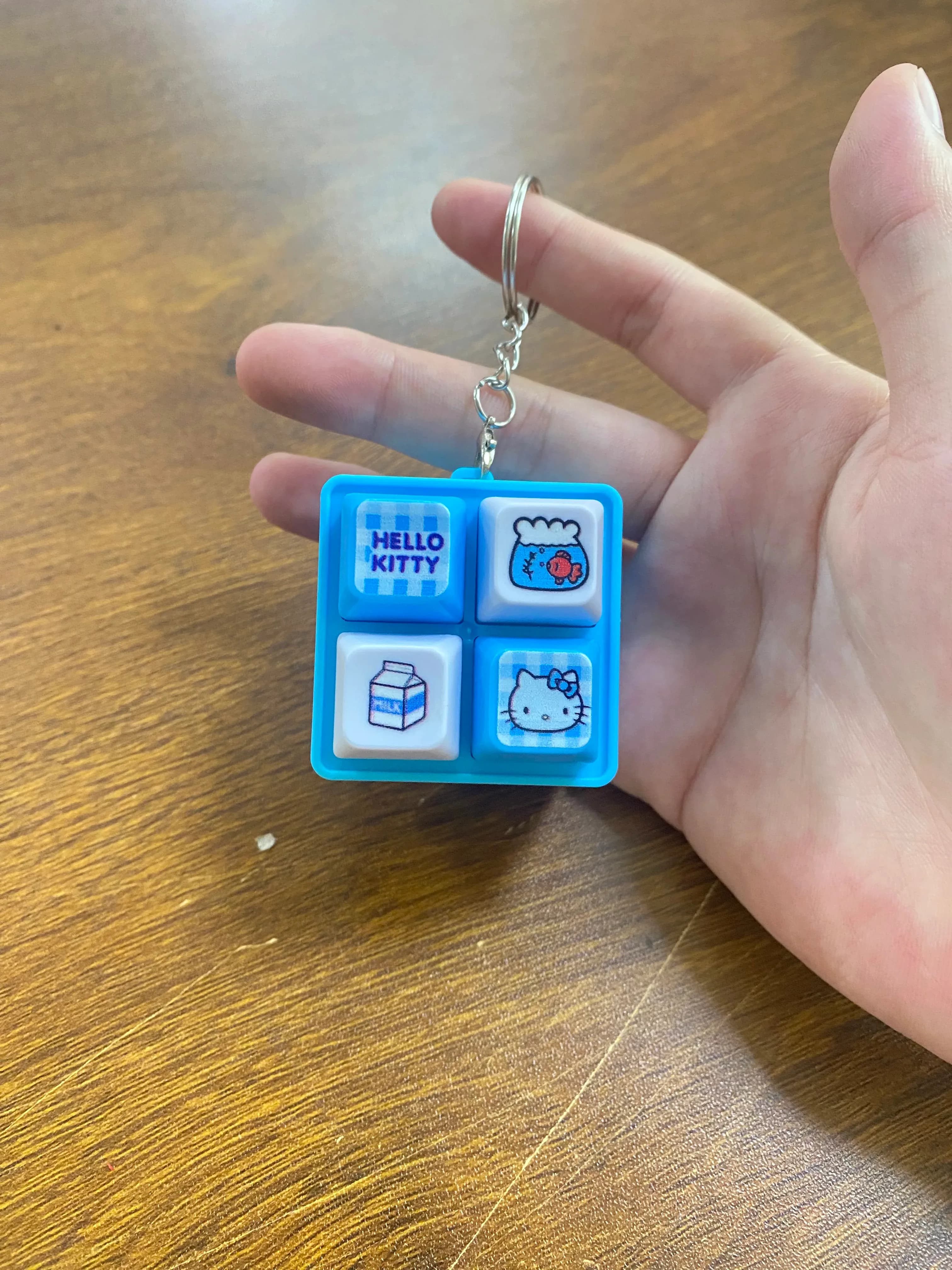 Porte-clés et touche de clavier personnalisée Sanrio slide 7