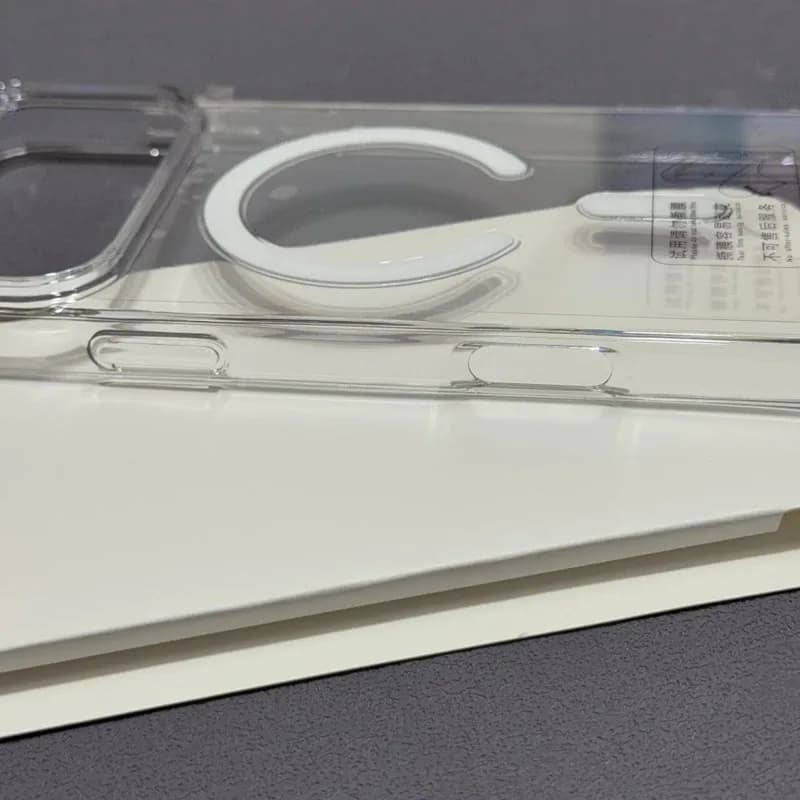 Coque magnétique transparente pour iPhone 17, 16, 15, 14, 13, 12 - Protection rigide compatible chargement sans fil - Image 4