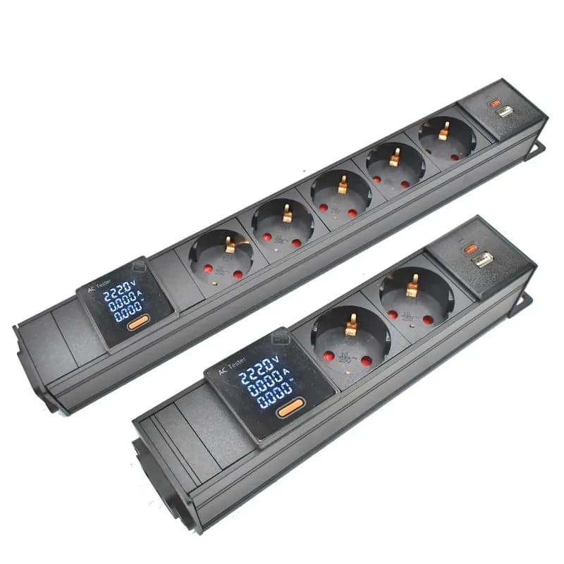 Multiprise PDU C14 pour rack réseau avec prises EU, voltmètre et port USB-C 15W - Image 1