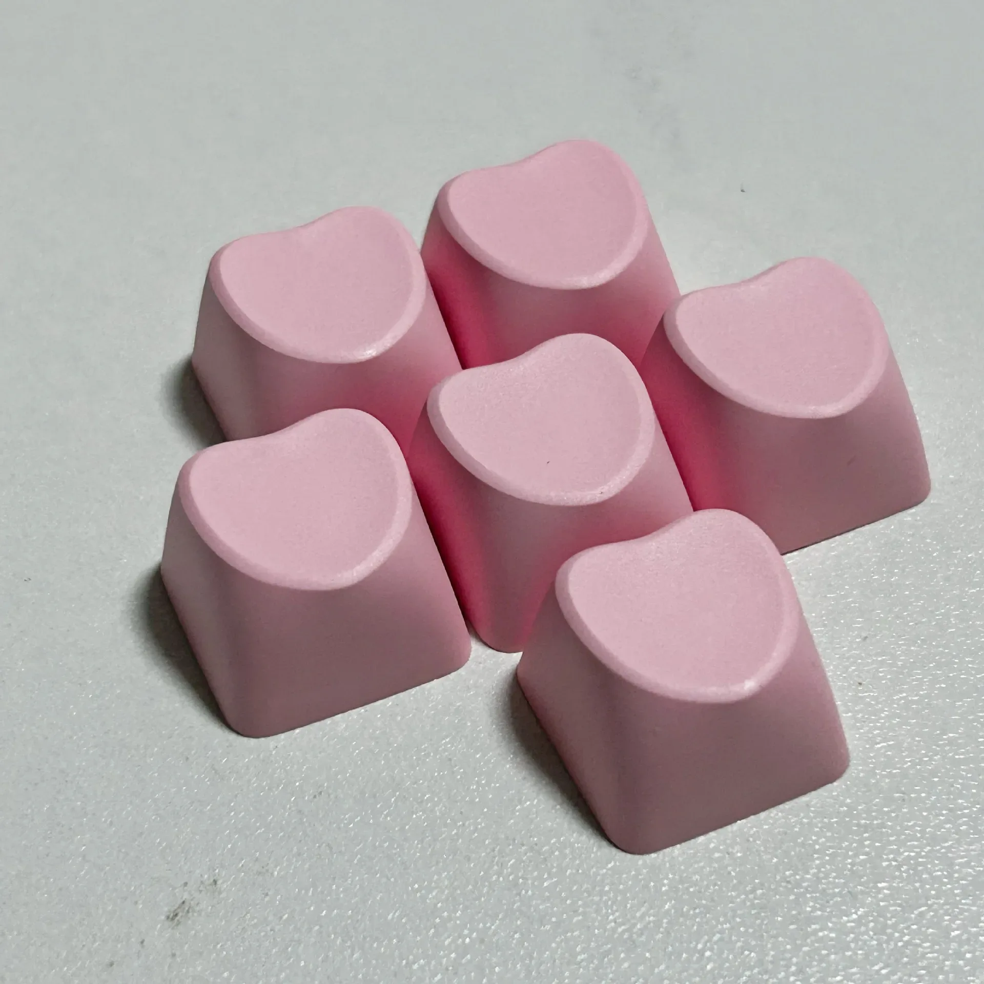 Lot de 10/20 Keycaps Vierges en PBT Épais - Forme de Cœur - Profil R4 (Switches MX) slide 15