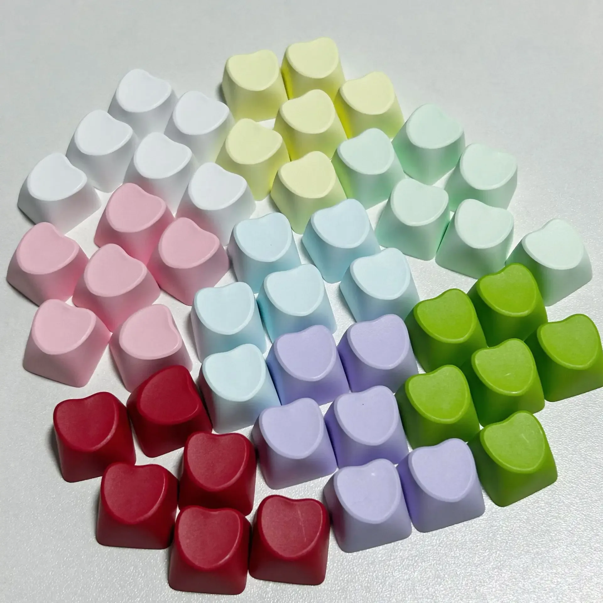 Lot de 10/20 Keycaps Vierges en PBT Épais - Forme de Cœur - Profil R4 (Switches MX) slide 13