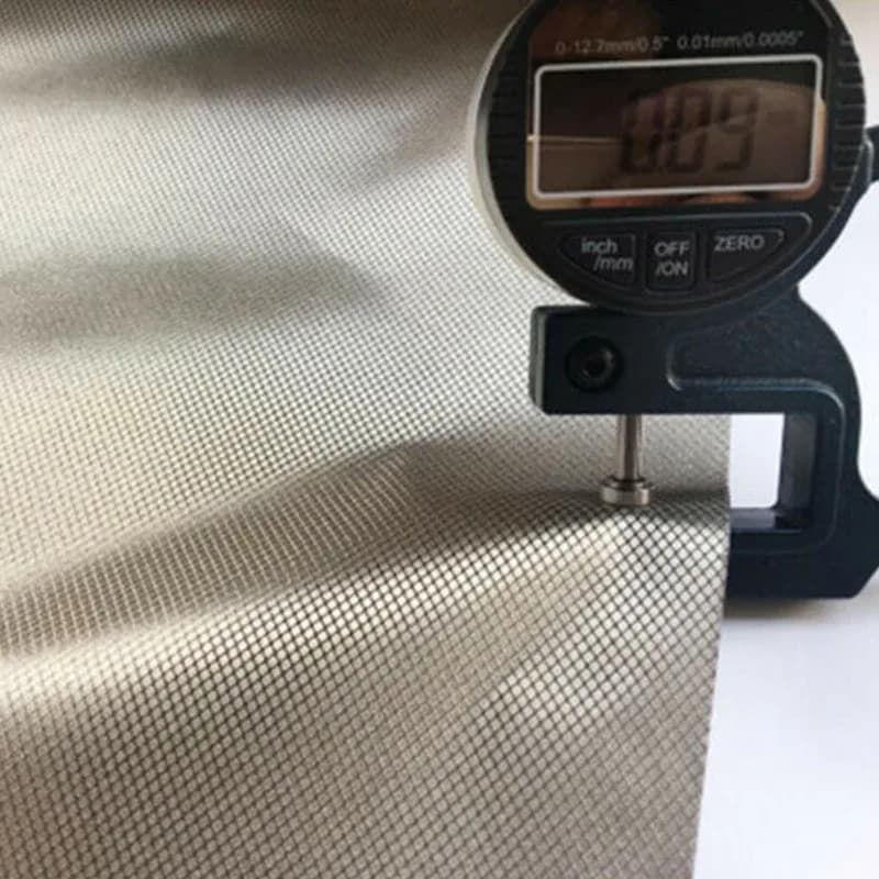 Tissu Faraday de qualité militaire - Blindage EMI/RFID et protection contre les ondes électromagnétiques - Image 4