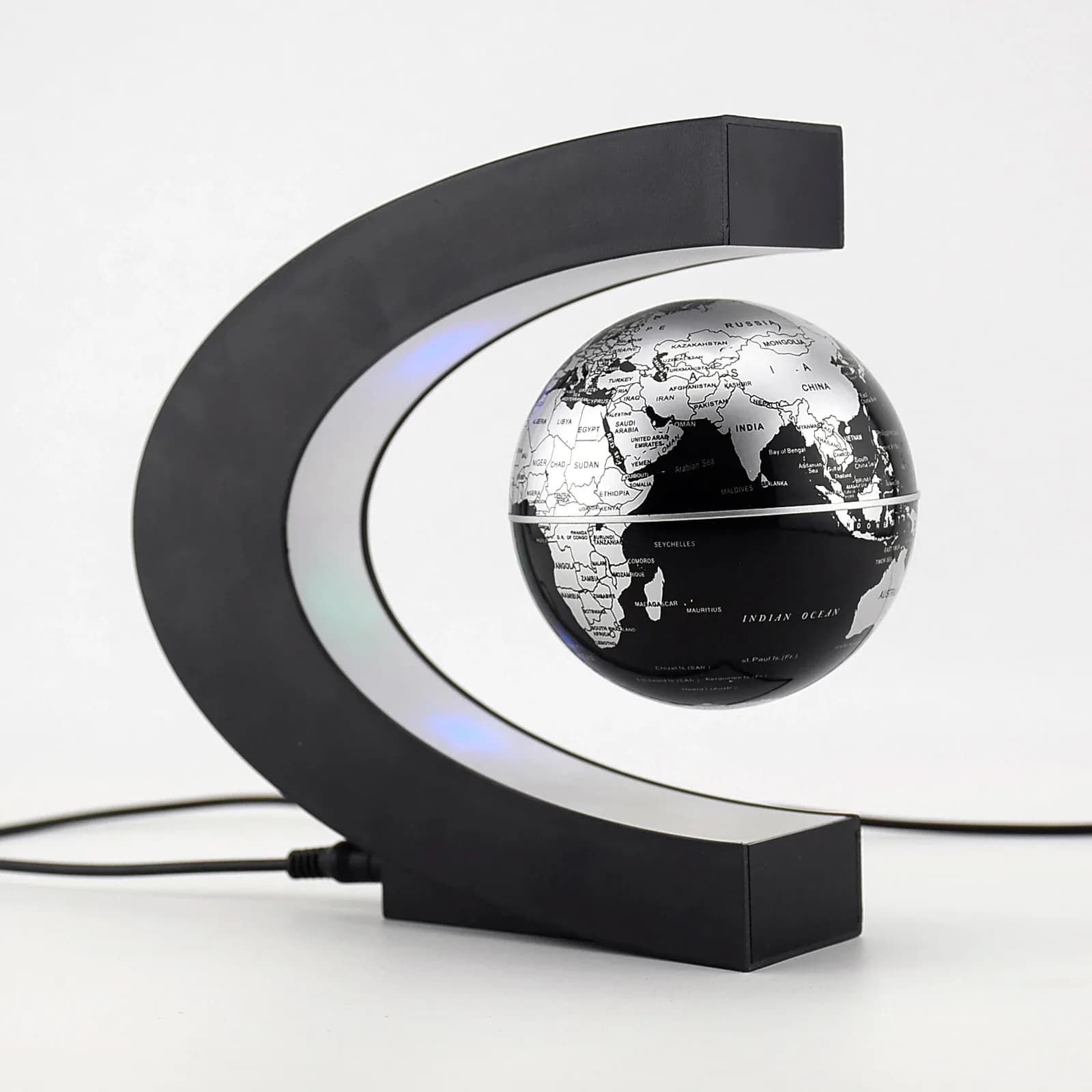 Globe Terrestre à Lévitation Magnétique avec Éclairage LED slide 7