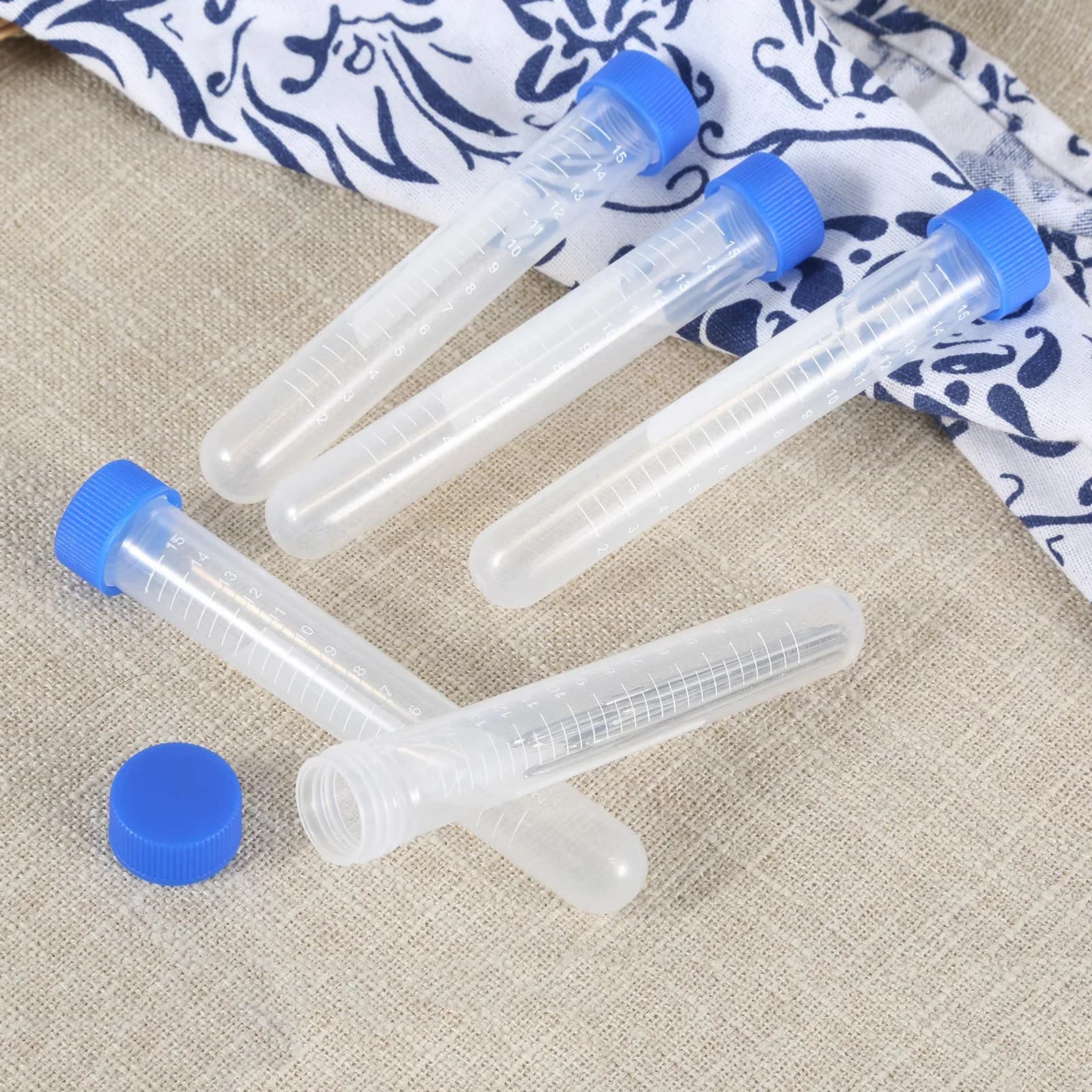 Lot de 5 flacons de rangement transparents pour broderie et couture slide 5