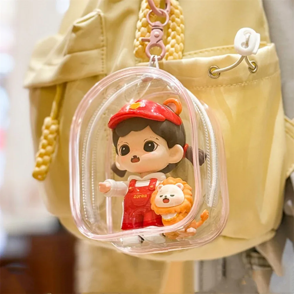 Sac de rangement transparent en PVC pour figurines avec porte-clés (12 cm) slide 5