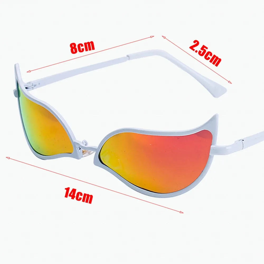 Lunettes de soleil Donquixote Doflamingo style œil-de-chat (Cosplay) slide 2