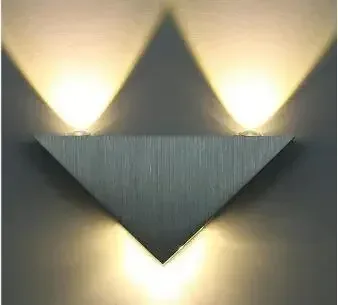 Applique murale LED triangulaire en aluminium - 3W slide 7