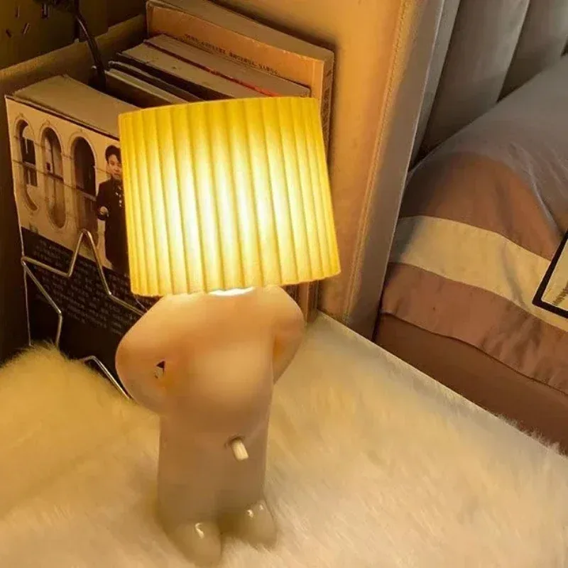 Lampe de table LED créative « Petit Garçon » - Veilleuse de chevet pour enfant