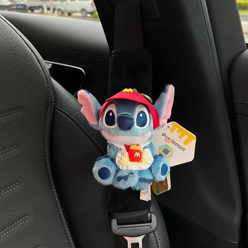Paire de fourreaux de ceinture de sécurité en peluche Stitch et Judy Hopps slide 13