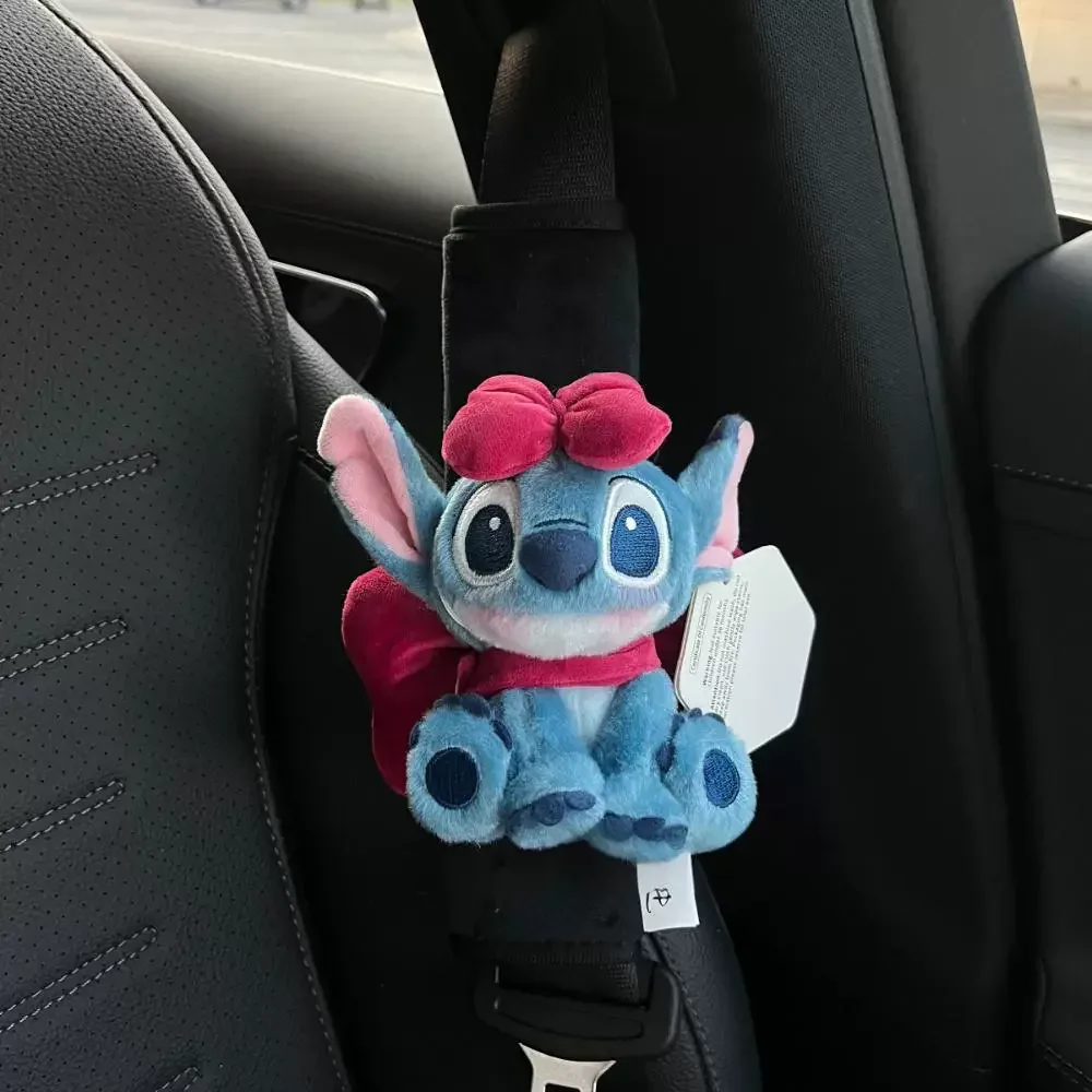 Paire de fourreaux de ceinture de sécurité en peluche Stitch et Judy Hopps slide 12