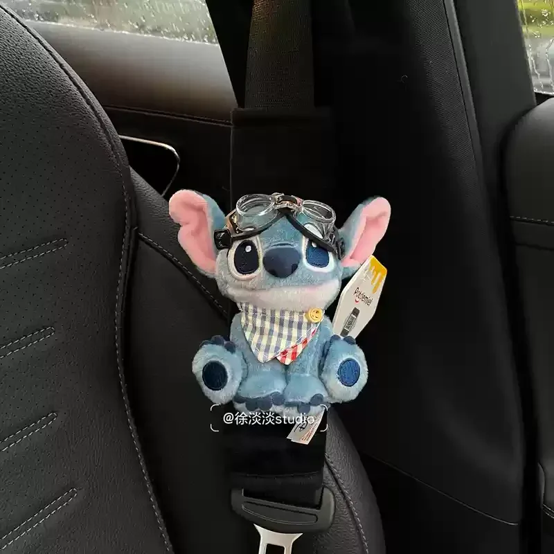 Paire de fourreaux de ceinture de sécurité en peluche Stitch et Judy Hopps slide 11