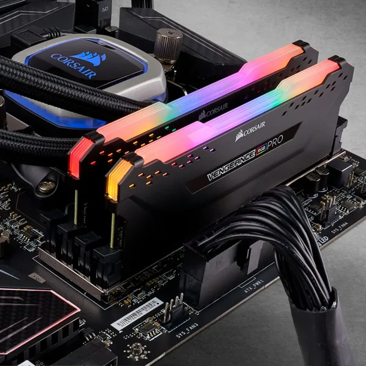 CORSAIR VENGEANCE PRO RGB 16GB DDR4 3600MHz (Noir) - Image 2